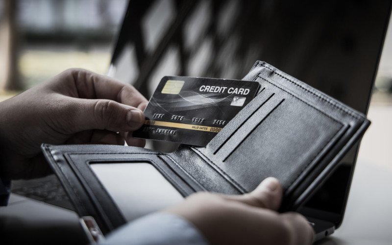 Expert credit card protection tips
